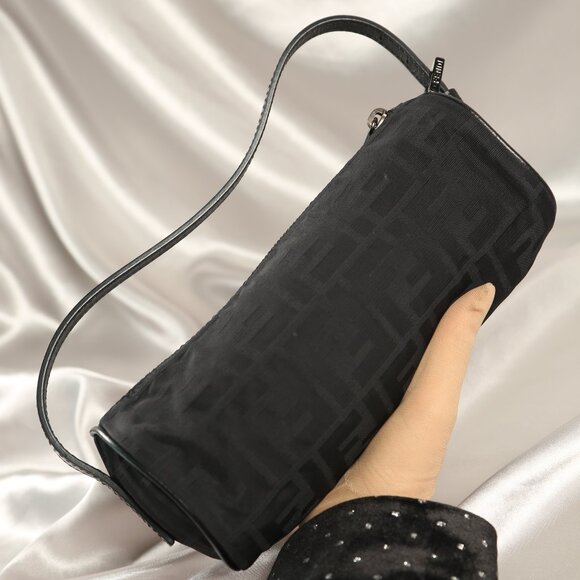Rare FENDI Zucca FF Barrel Pochette Black - Picture 4 of 10